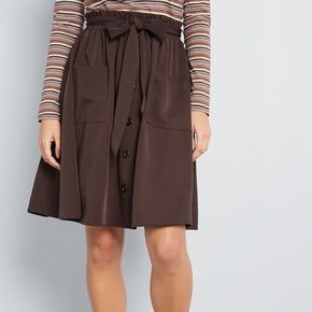 Modcloth (Jessy B) Button Skirt with Bow